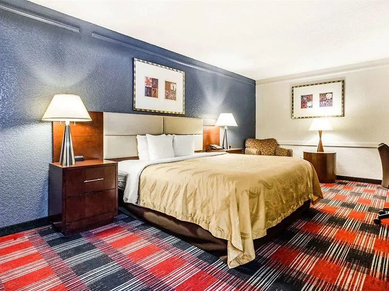 Quality Inn & Suites Airport Charlotte