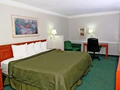Hotel Quality Inn & Suites Airport Charlotte
