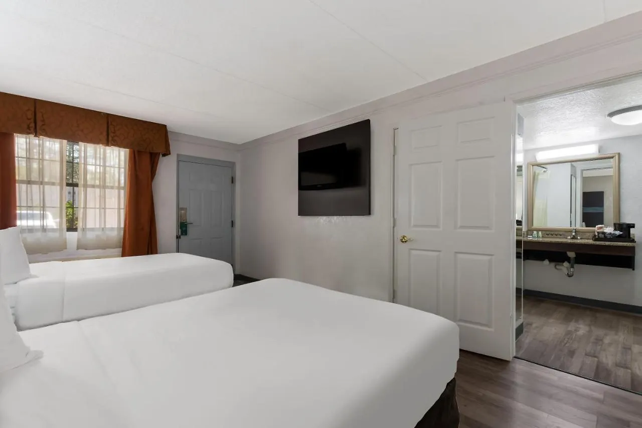 Hotel Quality Inn & Suites Airport Charlotte