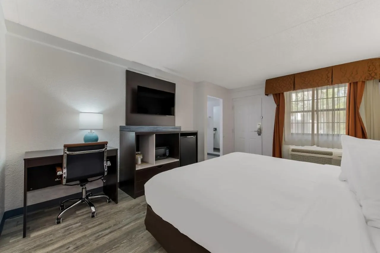 Hotel Quality Inn & Suites Airport Charlotte