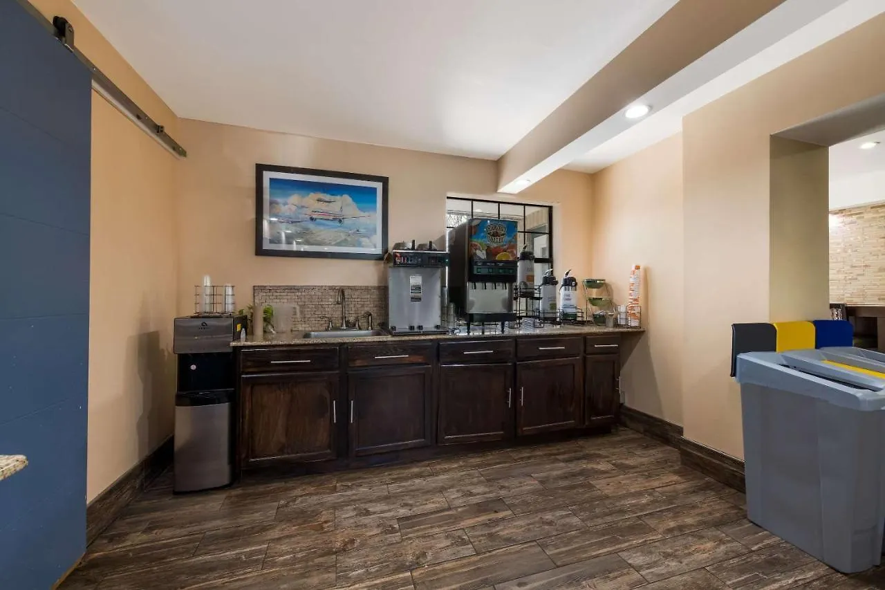 Quality Inn & Suites Airport Charlotte