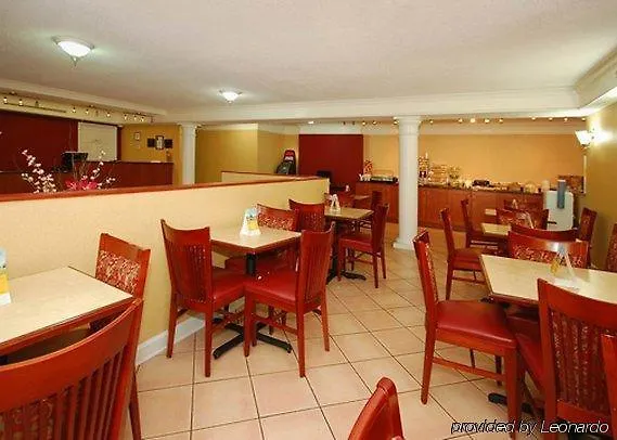 Quality Inn & Suites Airport Charlotte Hotel