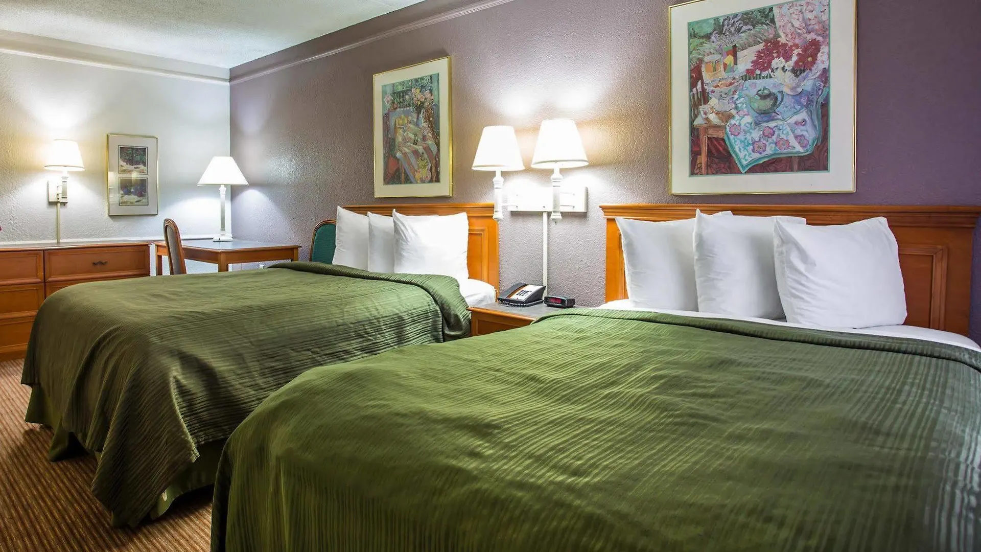 Quality Inn & Suites Airport Charlotte Hotel